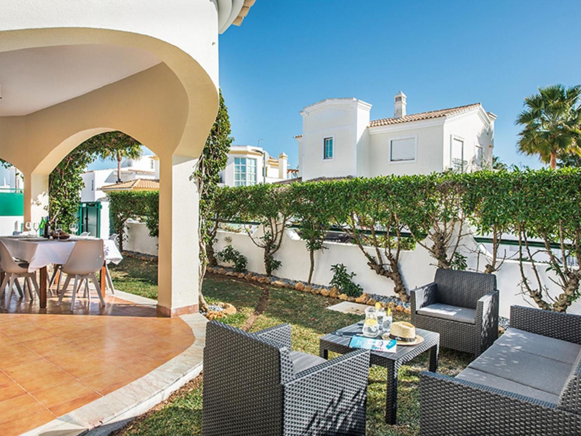 Monteiro By Interhome